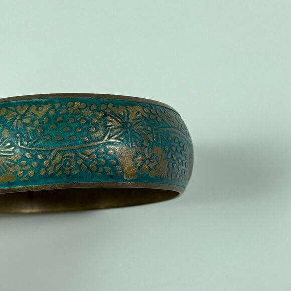 VTG Brass Bangle Bracelet Wide Floral Etched Enamel Turquoise Patina Boho - Picture 5 of 7